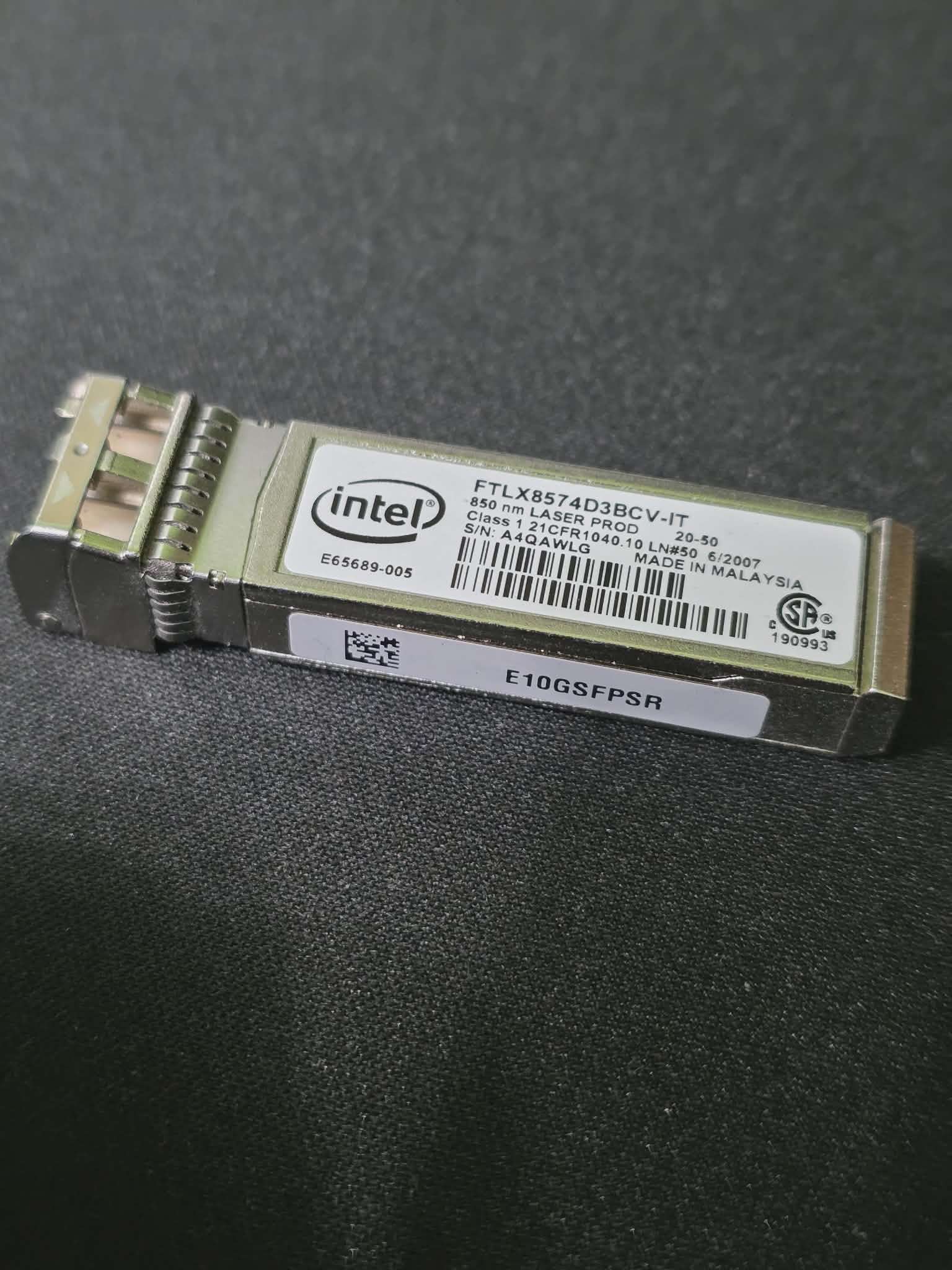 Moduł optyczny: Intel E10GSFPSR (FTLX8574D3BCV-IT)